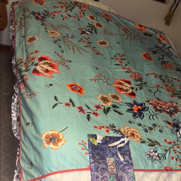 Johnny Was Beach Blanket - Picture 7 of 11